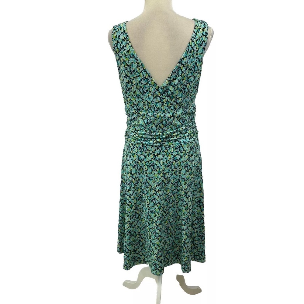 Glamour Green Floral Flare Dress Size 12 Sleeveless V Neck Stretch - Picture 4 of 8